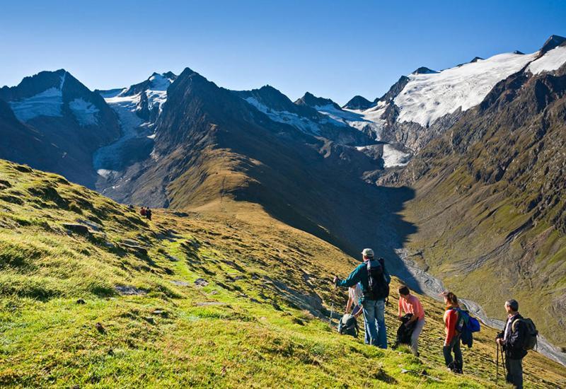 Hotel Edelweiss & Gurgl โอเบอร์กัวร์เกิล ภายนอก รูปภาพ
