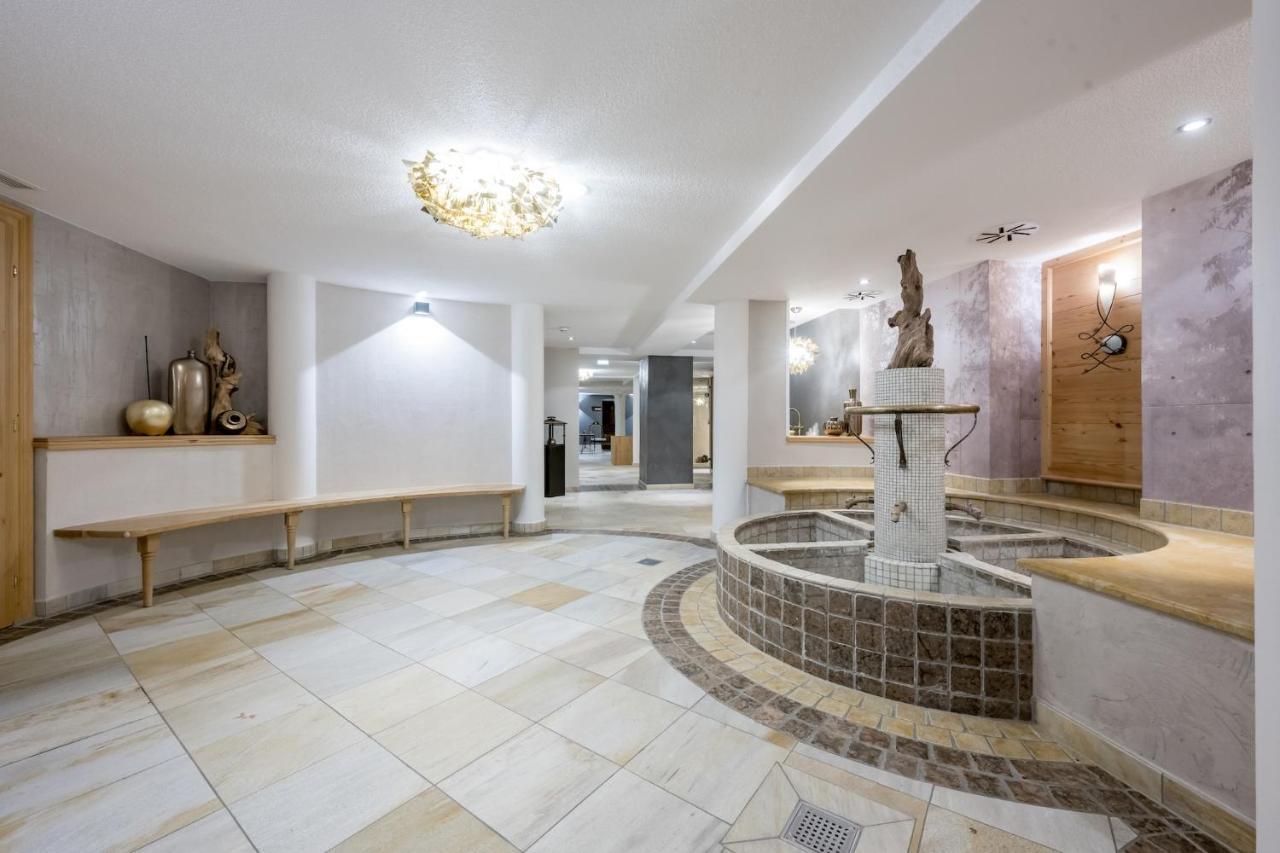 Hotel Edelweiss & Gurgl โอเบอร์กัวร์เกิล ภายนอก รูปภาพ