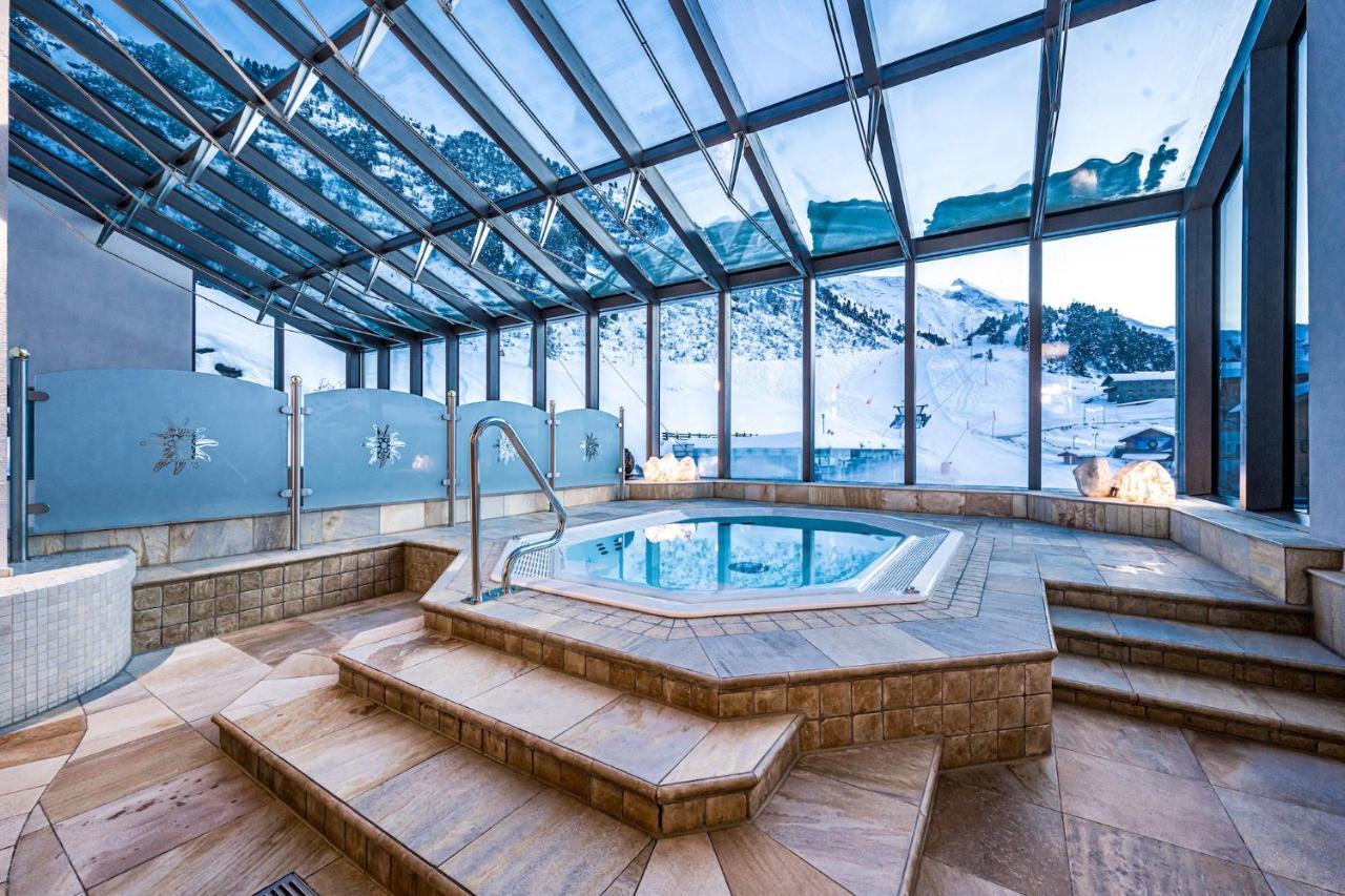 Hotel Edelweiss & Gurgl โอเบอร์กัวร์เกิล ภายนอก รูปภาพ